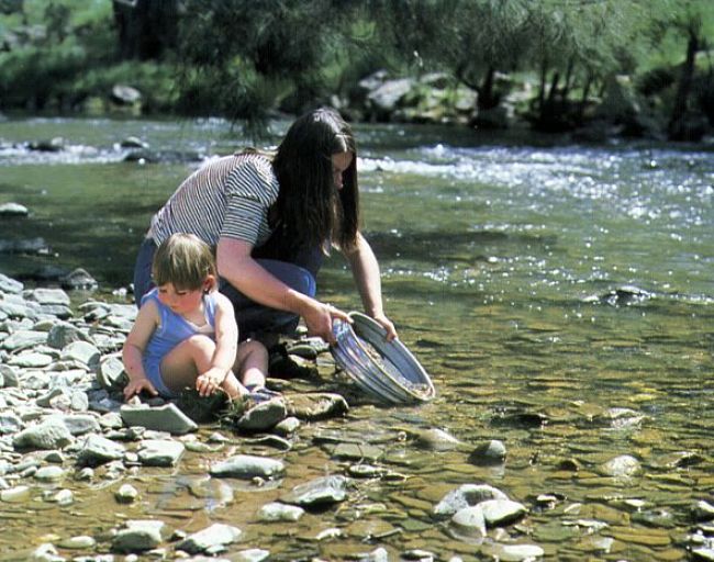 Gold fossicking can be a family affair